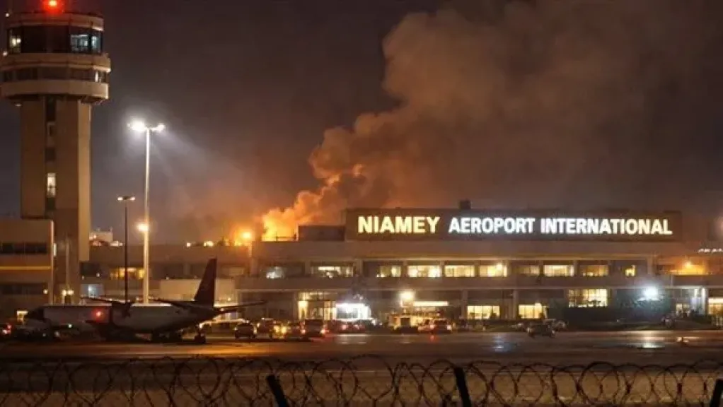 ماذا حدث في النيجر؟ تعرف على تفاصيل الهجوم المسلح بمطار نيامى