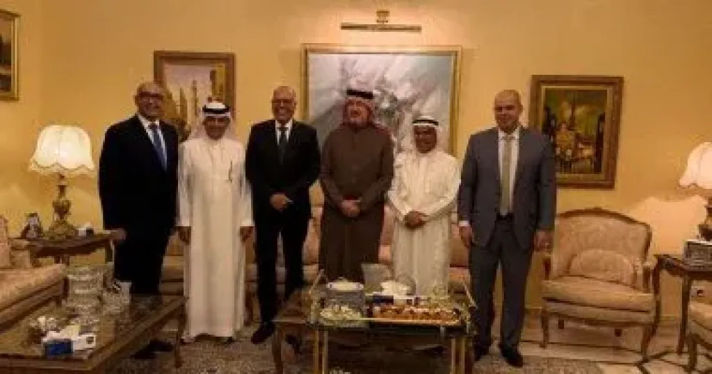 وزير العمل يلتقى ممثلى الجالية المصرية والمستثمرين بمقر القنصلية فى جدة