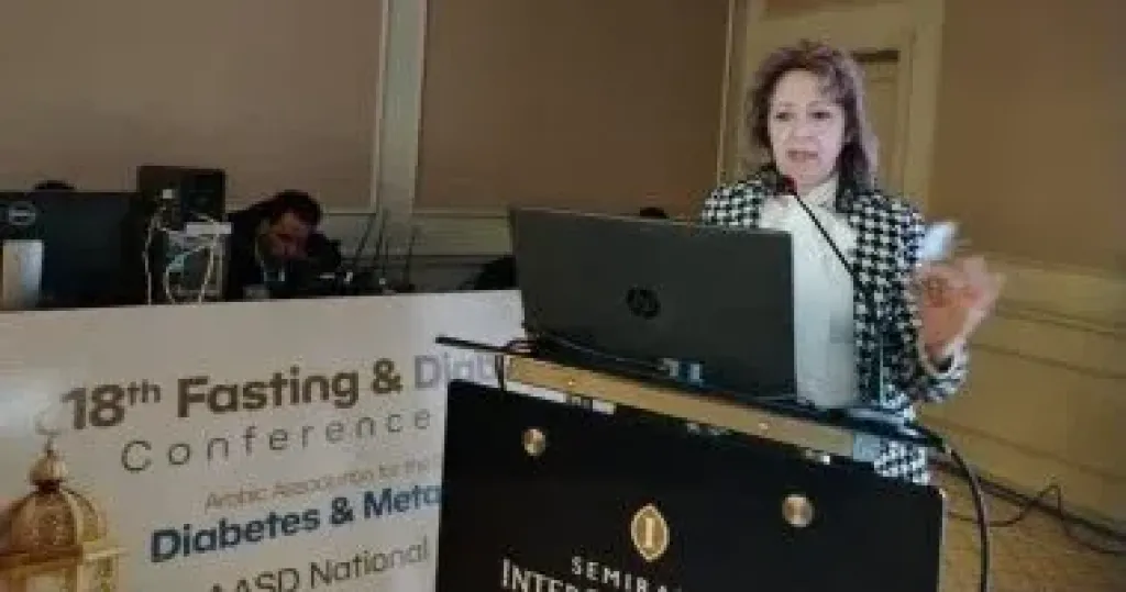 أستاذ باطنة توصى بضبط مستوى السكر قبل بدء صيام رمضان