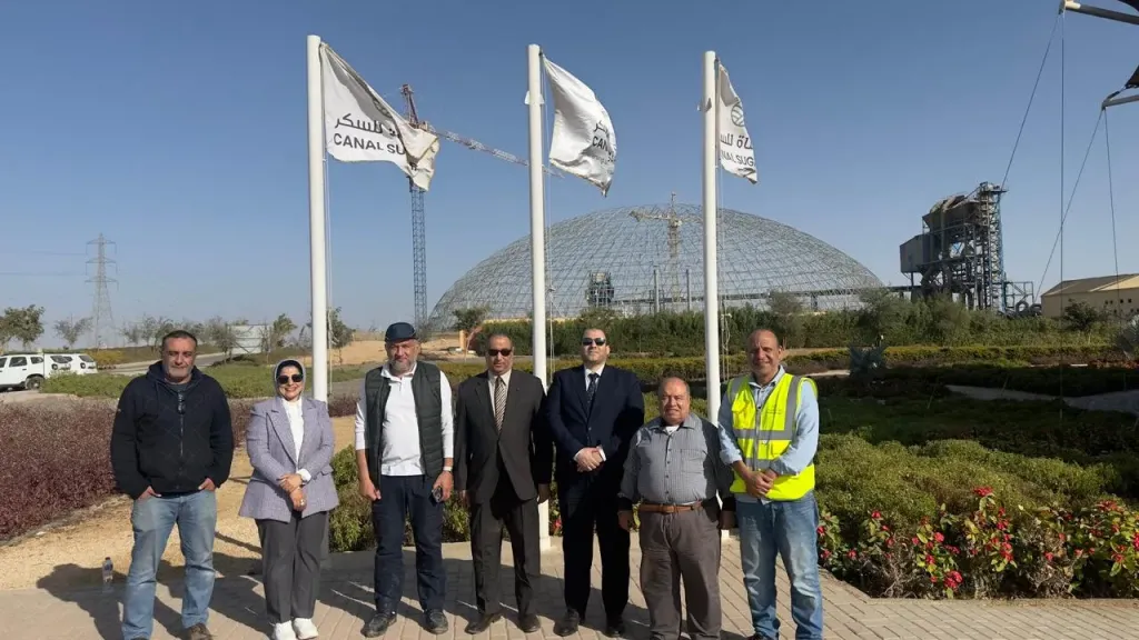 جامعة أسيوط تبحث شراكة استراتيجية مع شركة القناة للسكر أكبر مصنع خط واحد