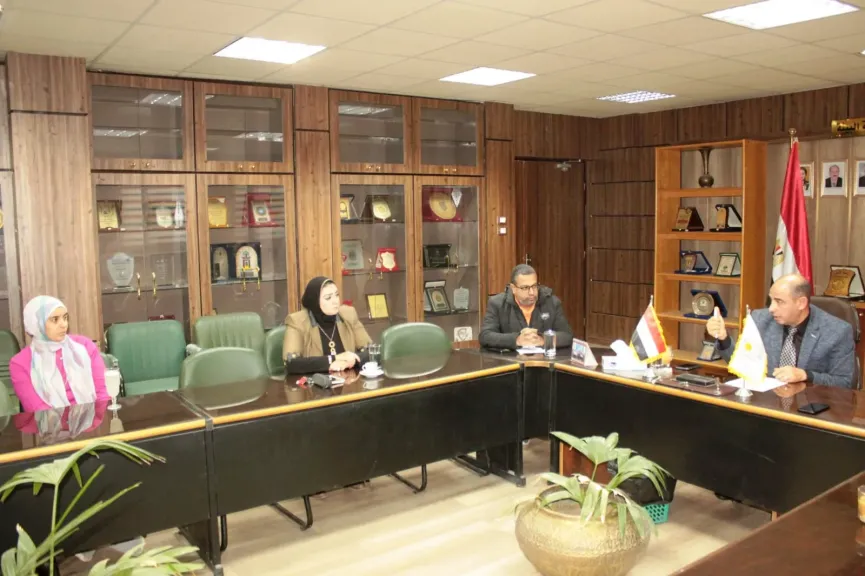 جامعة أسيوط تناقش تطوير منظومة العمل بالمطبعة المركزية