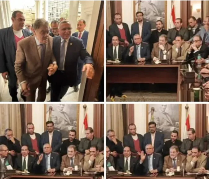 عبدالسند يمامة يسلم  رئاسة حزب الوفد للدكتور السيد البدوي