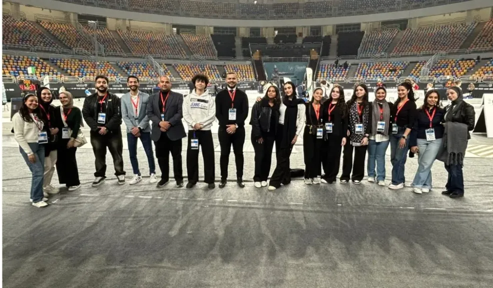 طلاب برنامج الترجمة بجامعة العاصمة يساهمون في نجاح كأس العالم للسلاح بالقاهرة |صور