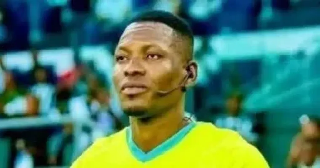 الغانى دانيال نى لاريا حكما لمباراة كايزر تشيفز والمصرى بالكونفدرالية