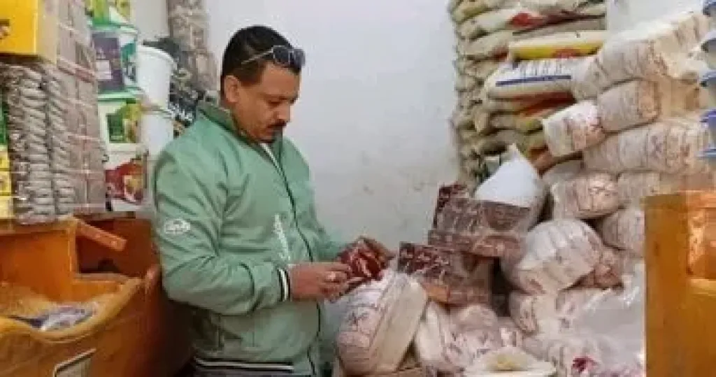 تحرير 353 محضرا وجنحة تموينية في حملة على أسواق سوهاج خلال أسبوع