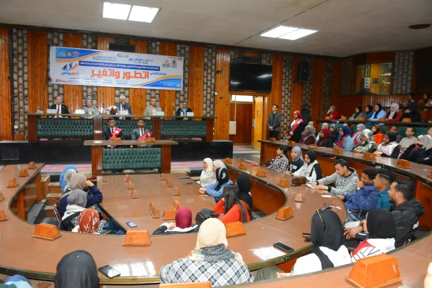 جامعة أسيوط تطلق فعاليات البرنامج التدريبي «اتطور واتغير» لدعم تنمية الشخصية