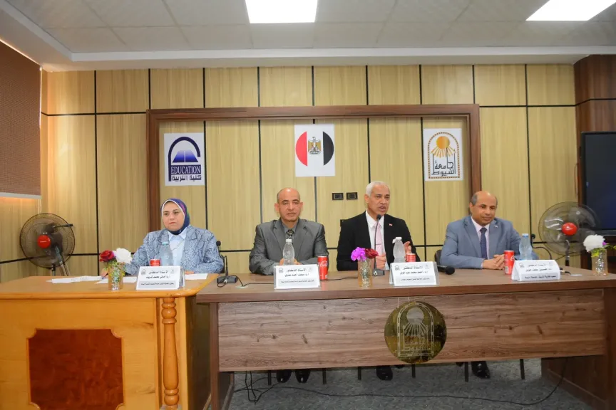 جامعة أسيوط تطلق فعاليات الدورة السادسة والسبعين لإعداد المعلم الجامعي