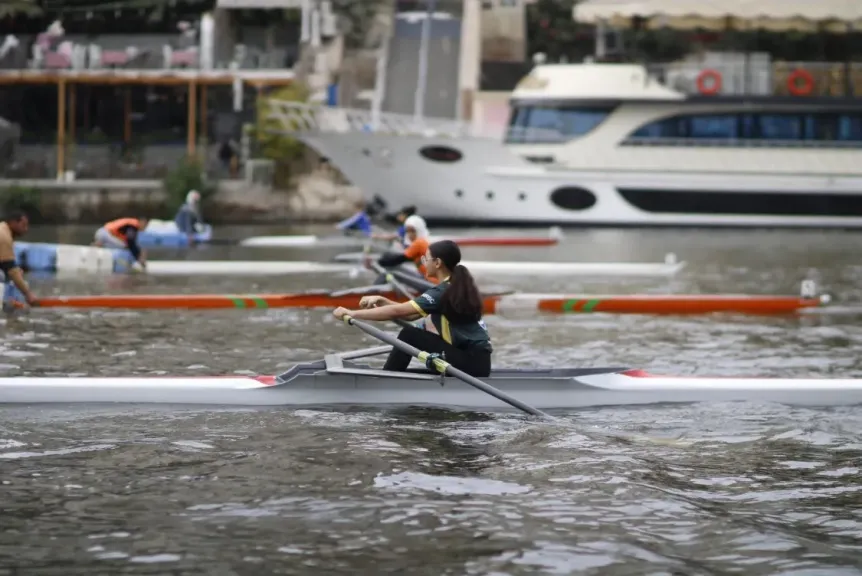 6 أندية تشارك في البطولة الأهلية للتجديف بالإسماعيلية