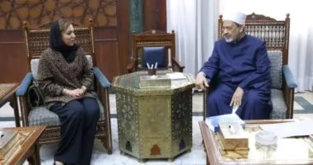 شيخ الأزهر: قضية حقوق المرأة المسلمة حاول البعض اختطافها