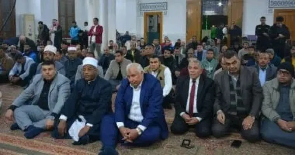 محافظ الوادى الجديد يشهد احتفال ليلة النصف من شعبان بمسجد ناصر بالخارجة