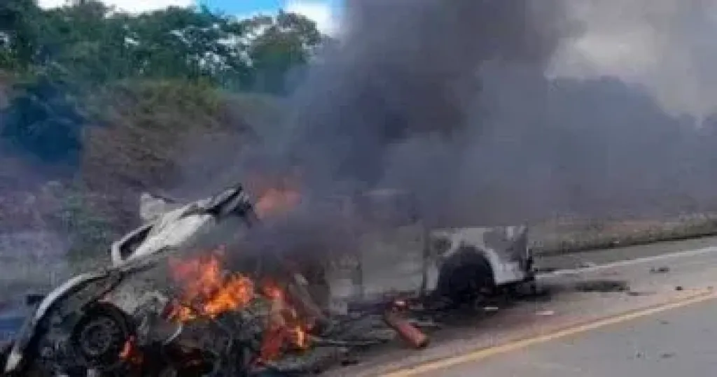 مصرع شاب وإصابة 3 آخرين فى حادث تصادم بطريق أجا المنصورة