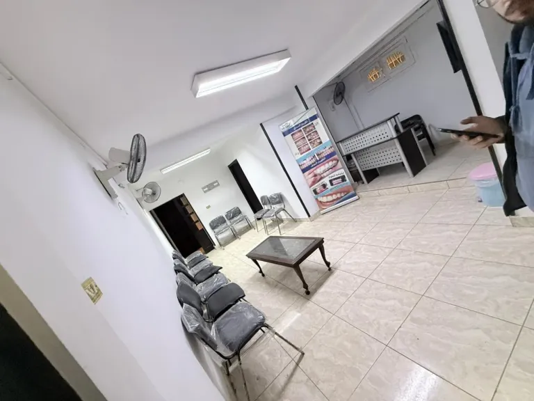 وزارة الصحة تغلق عيادة “أسناني” لعملها بدون ترخيص