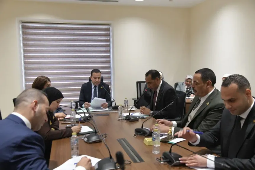 اتصالات النواب: جلسات استماع لدراسة المقترح الرئاسي بتقنين استخدام الاطفال للهواتف المحمولة