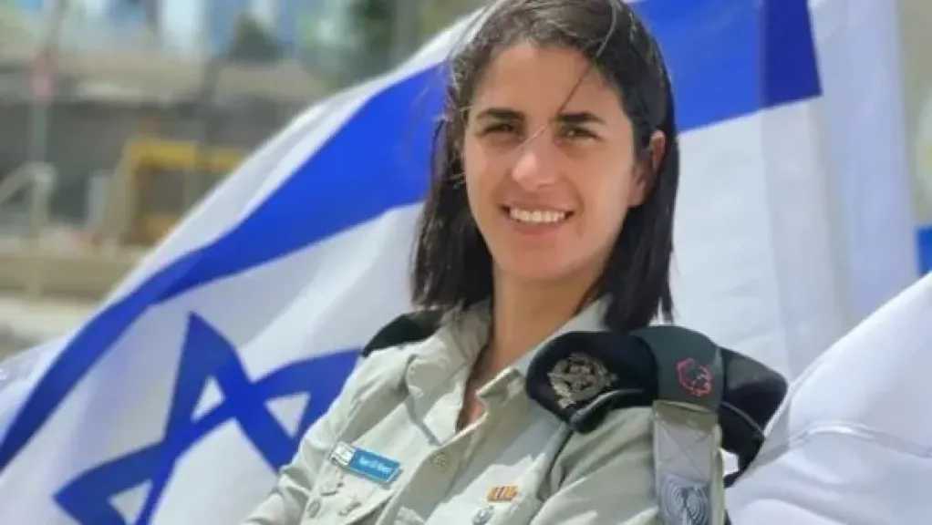 كابتن إيلا … أول ضابطة مسلمة تتحدث باسم جيش الاحتلال للإعلام العربي