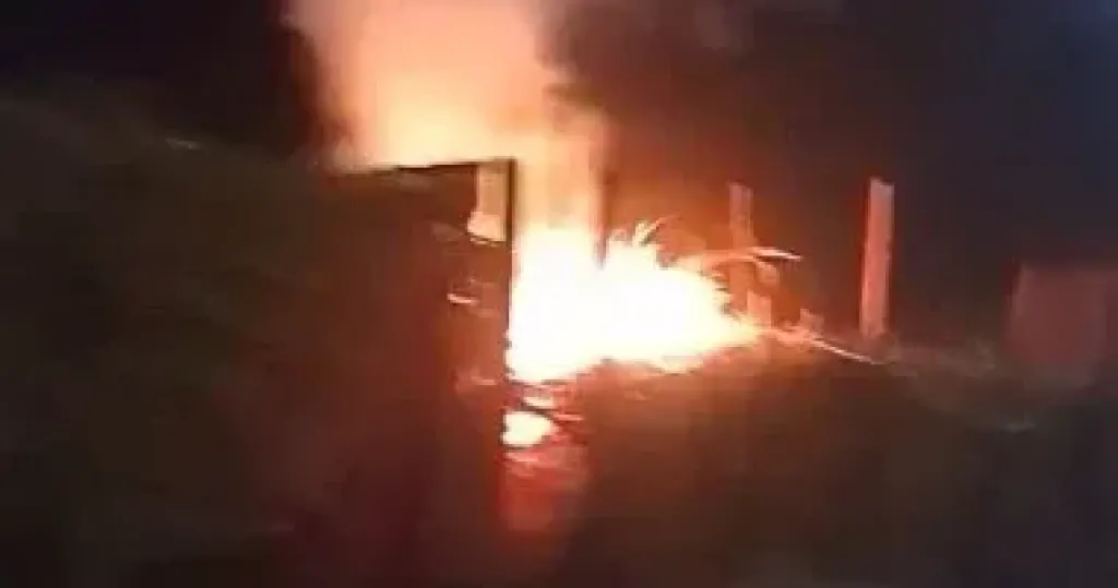 السيطرة على حريق محدود فى مقطورة جرار قصب بقنا