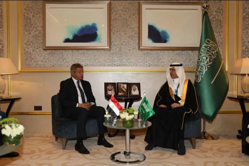 رئيس الأعلى للإعلام يعقد لقاءات موسعة على هامش المنتدى السعودي للإعلام |صور