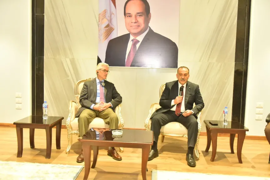 محافظ أسيوط يبحث مع وفد الاتحاد الأوروبي واليونيدو توسيع التعاون ودعم تكتل