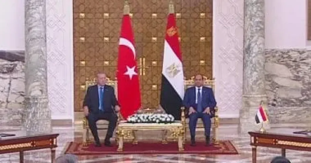 الرئيس السيسى ونظيره التركى يعقدان مؤتمرا صحفيا بقصر الاتحادية