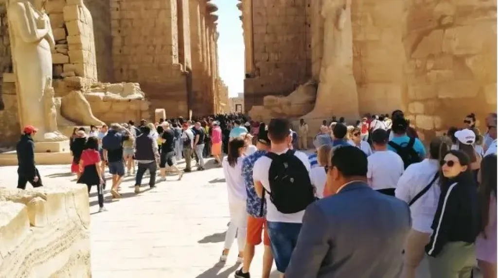 شروط بالقانون للعمل كمرشد سياحى.. تعرف عليها