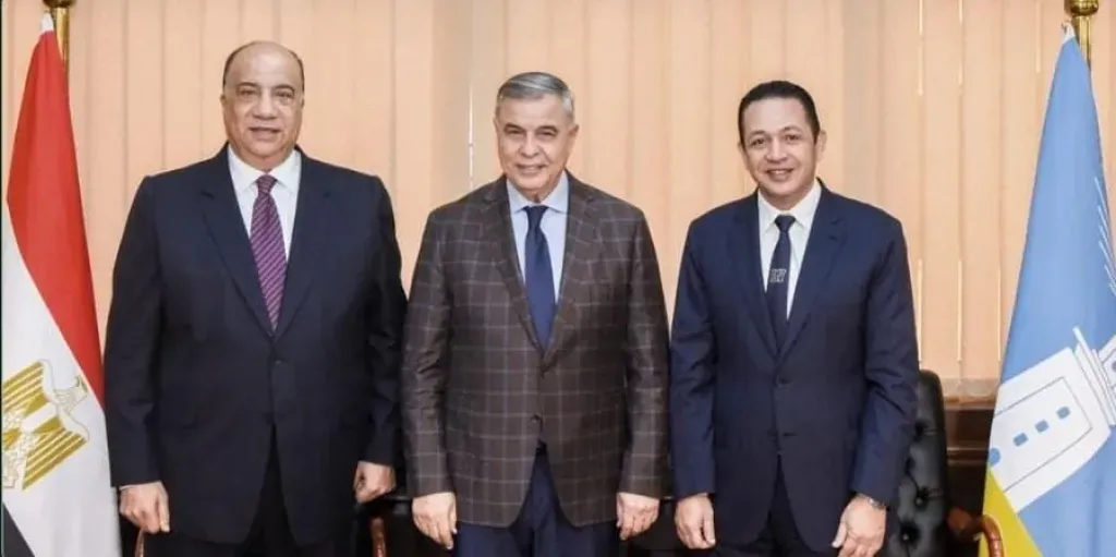 محافظ الإسكندرية يستقبل قيادات الاتحاد السكندري لبحث ملفات التطوير والإنشاءات