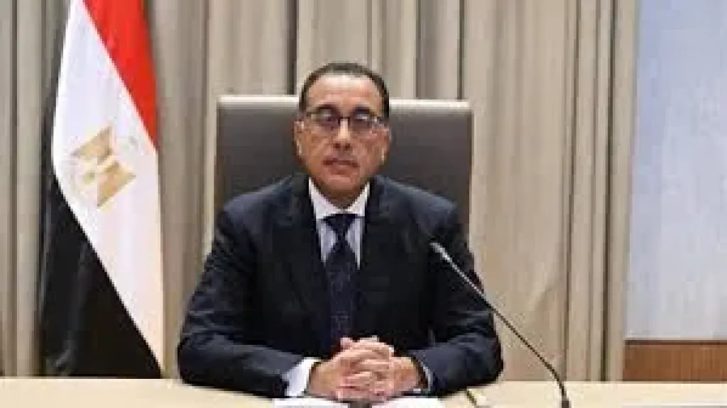 بقينا عِشرة خلاص»..ياسمين عز تؤيد استمرار مصطفى مدبولي رئيسا للوزراء