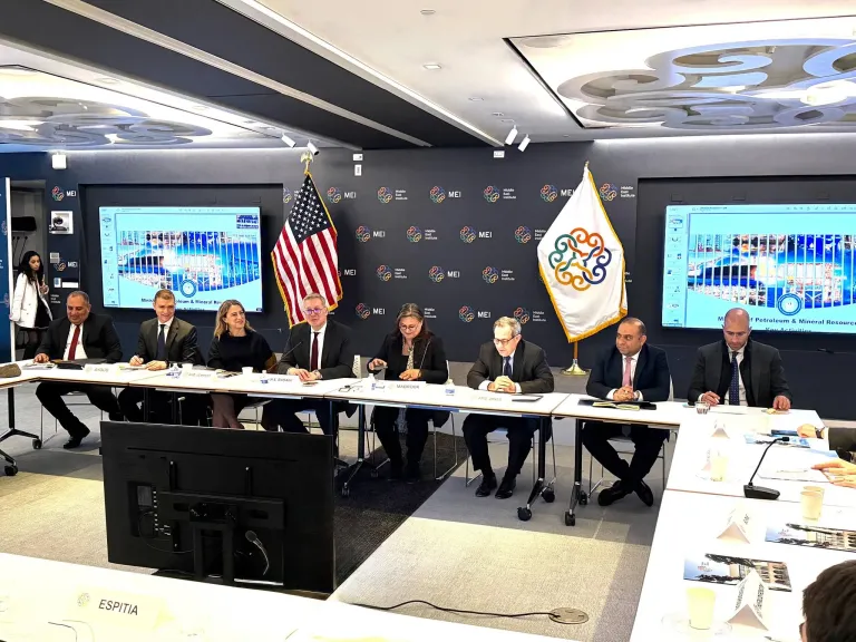 معهد الشرق الأوسط بواشنطن يستضيف وزير البترول والثروة المعدنية في لقاء موسع