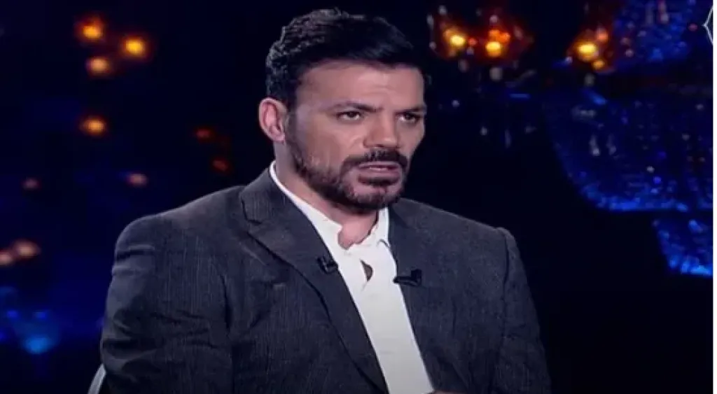 القبض على اللاعب عمرو زكي بمطار القاهرة لتنفيذ أحكام قضائية