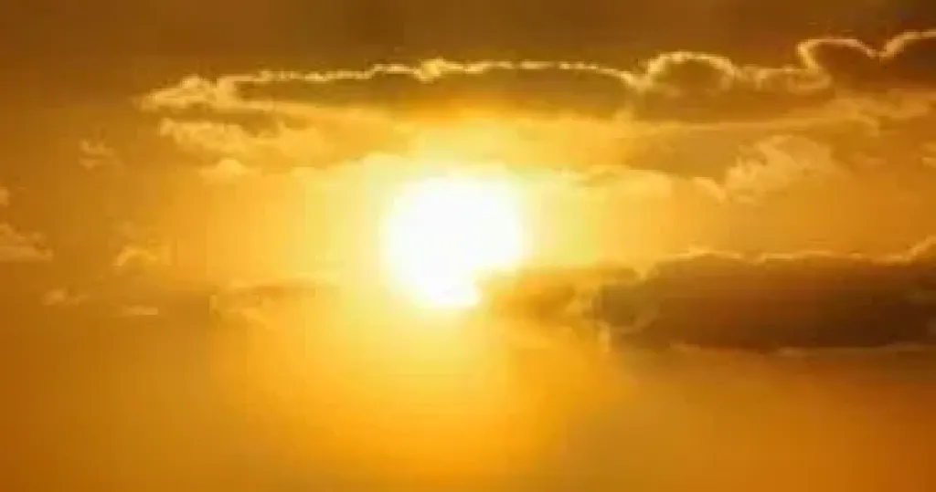 الأرصاد تناشد المواطنين عدم التعرض للشمس