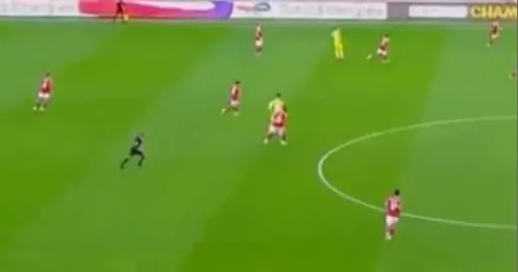 بث مباشر : تعادل سلبي بين الأهلي وشبيبة القبائل بعد 15 دقيقة