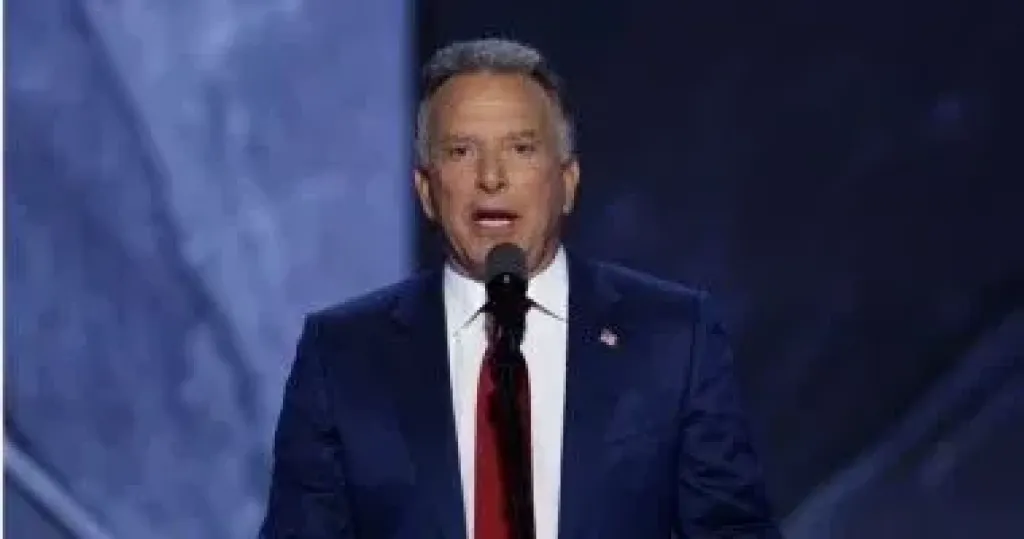 ويتكوف من حاملة الطائرات لينكولن: السلام يتحقق بالقوة ومستعدون لردع خصومنا