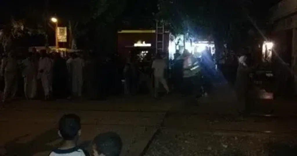 إصابة سائق فى تصادم قطار بضائع بسيارة نقل بالعين السخنة