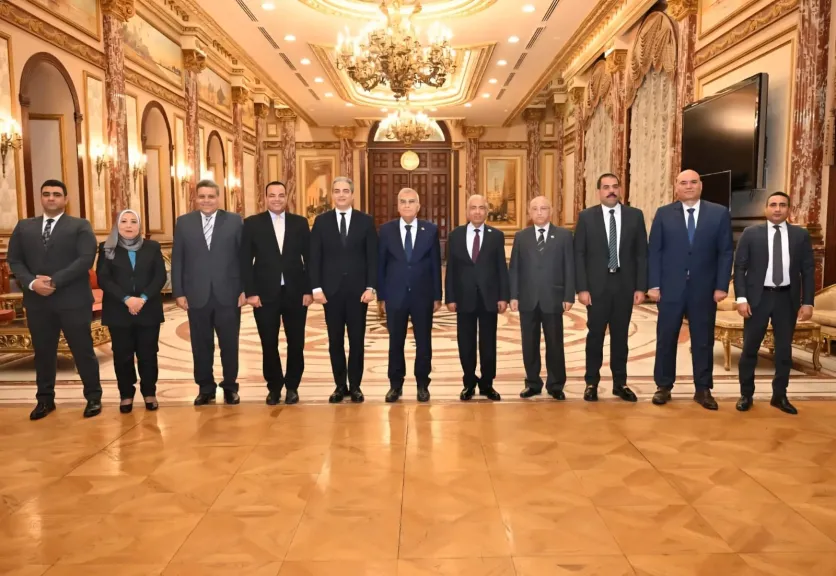 رئيس مجلس الشيوخ يستقبل نقيب الإعلاميين