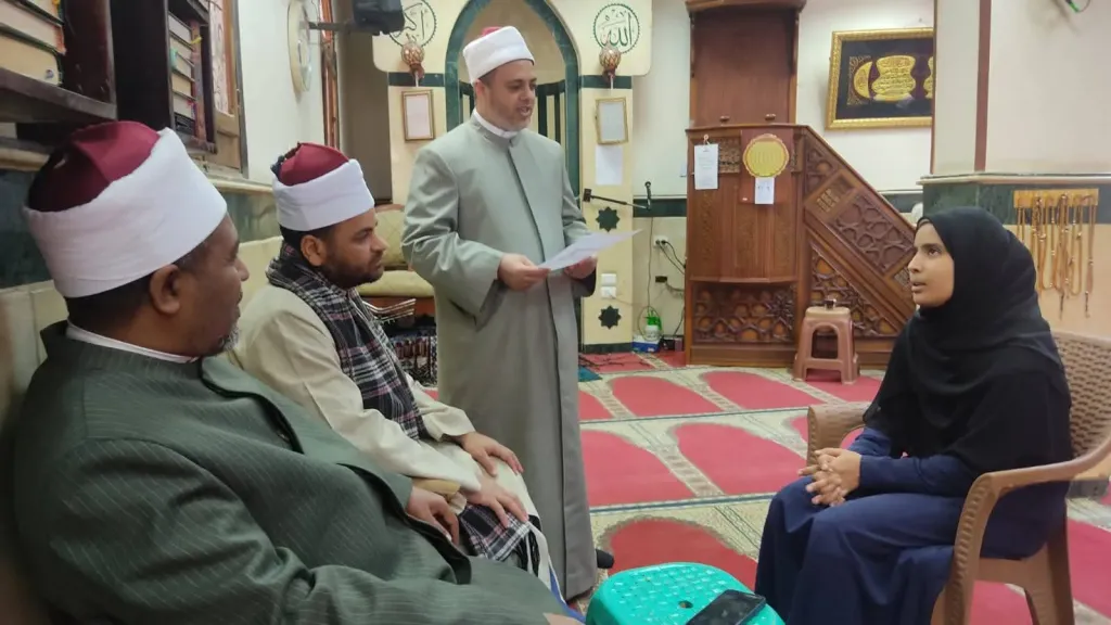 وكيل وزارة الأوقاف بأسيوط يترأس لجنة اختبارات المسابقة التشجيعية