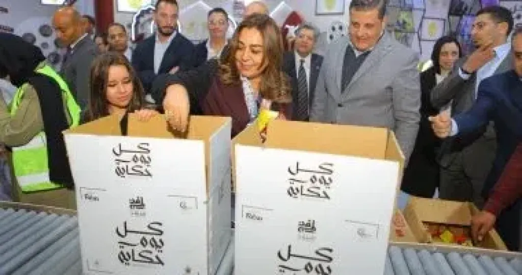 وزيرة التنمية المحلية تتفقد مبادرة «المنفذ» التابعة لمؤسسة صناع الخير للتنمية