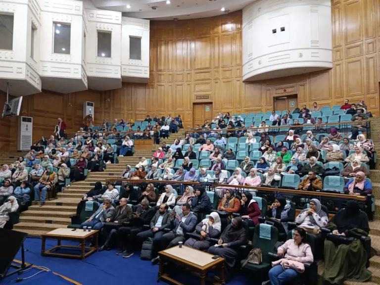 «الصحة»تعلن تنفيذ البرنامج التدريبي المتقدم في أمراض الكُلى بمشاركة أطباء من جميع المحافظات