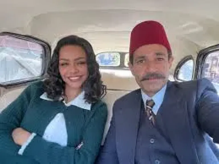 صدقي صخر ينشر صورة مع أسماء أبو اليزيد: مع نصي التاني