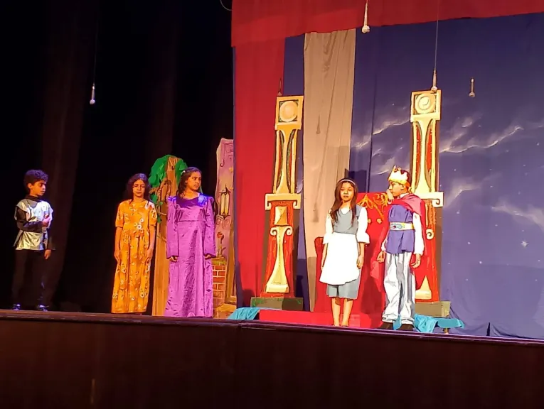 قصور الثقافة تقدم عرض ”سندريلا” ضمن عروض نوادي مسرح الطفل بالإسكندرية |صور