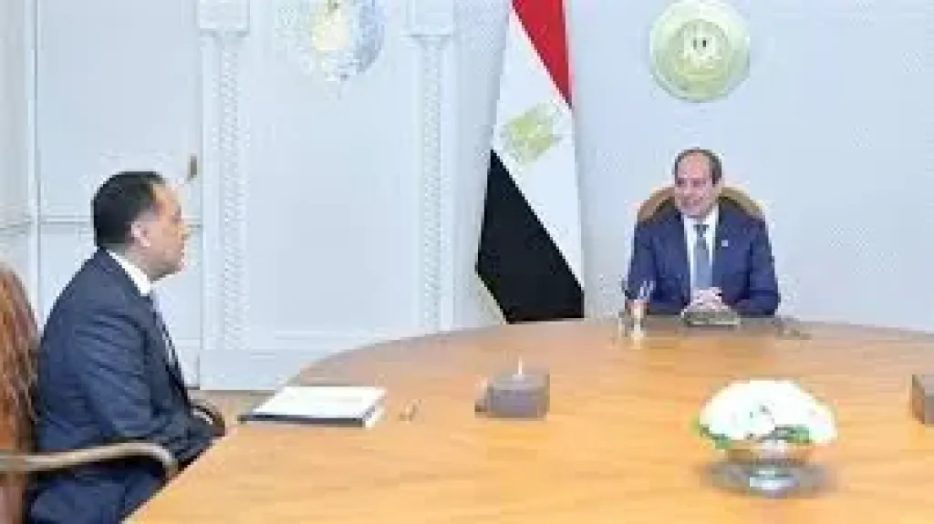 لحظة تشاور السيسي ومدبولي لإجراء التعديل الوزاري الجديد