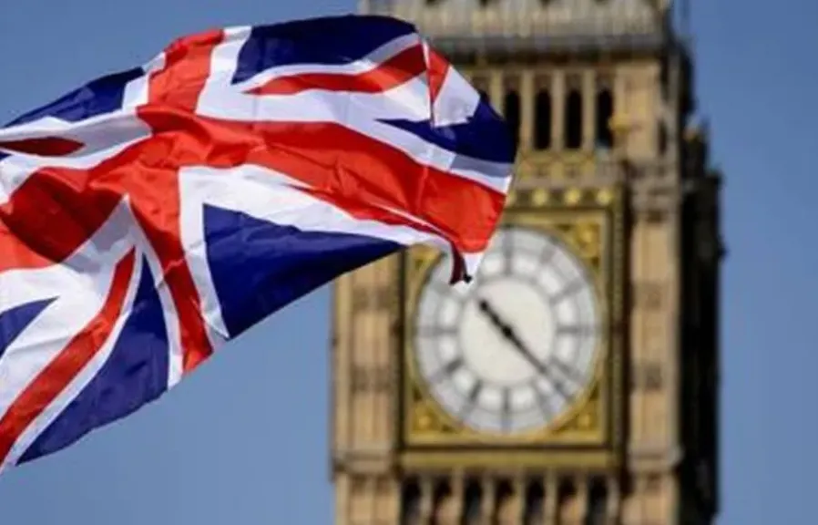 بعد رفع الحظر.. الحكومة البريطانية تدعم أكبر مشروع رياح برية