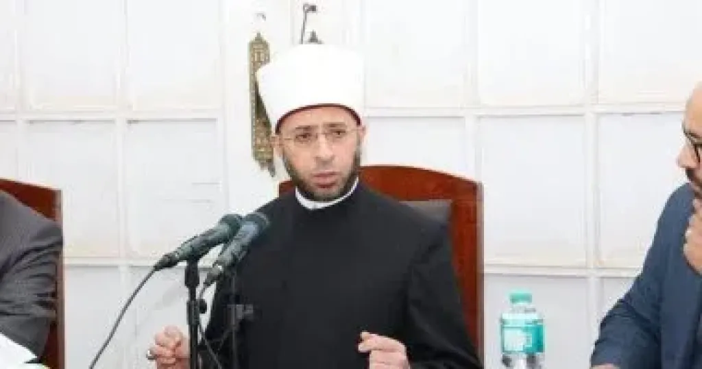 وزير الأوقاف يجتمع بالأئمة المختارين للبرنامج التدريبى بالأكاديمية العسكرية