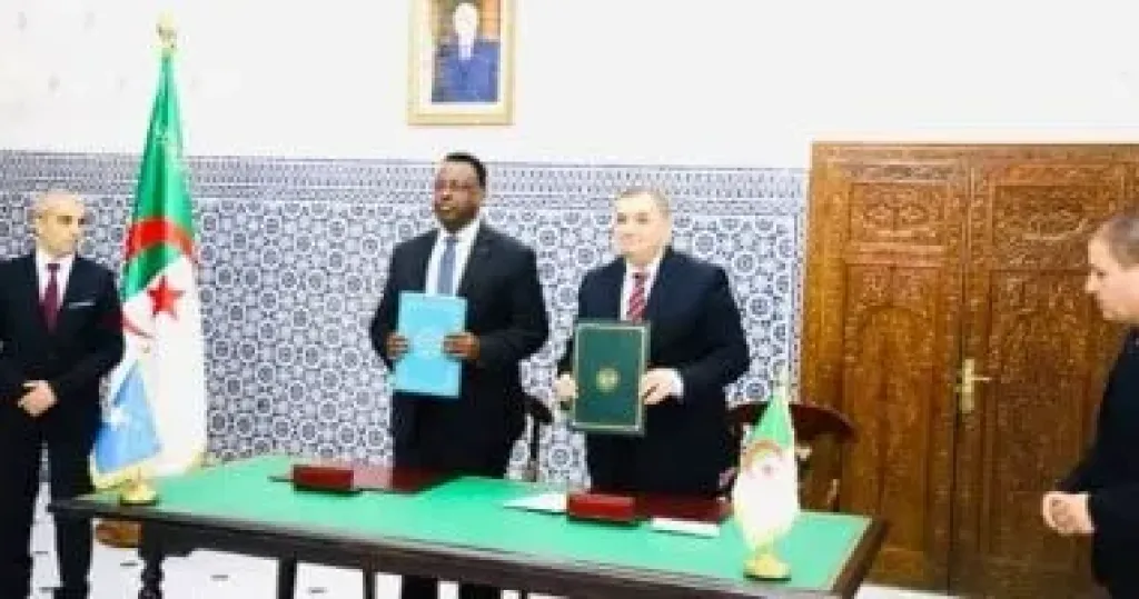 الصومال والجزائر يوقعان إتفاقية للتعاون القضائي