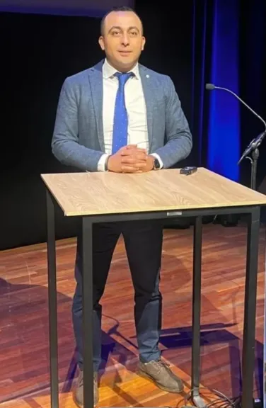 دكتور  احمد.طايع  يكشف أمراض الجهاز الهضمي