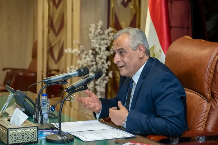 خلال لقاء العاملين بالوزارة عقب أداء اليمين الدستورية ..وزير الدولة للإنتاج الحربي: أتعهد ببذل أقصى جهد لخدمة الوطن