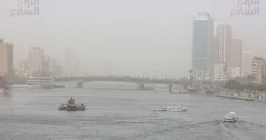 تقلبات جوية حادة تضرب البلاد.. الرياح الخماسينية تصل ذروتها الجمعة