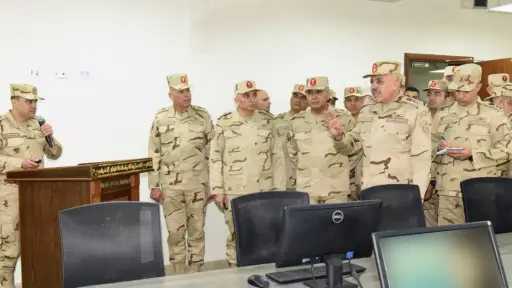 الفريق أحمد خليفة رئيس أركان حرب القوات المسلحة يتفقد الأكاديمية العسكرية للدراسات العليا والإستراتيجية|صور