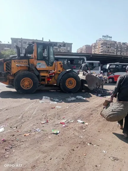 محافظة الجيزة ترفع الكتل الخرسانية وتفتح سلم مشاه مدينة النور بحي الهرم