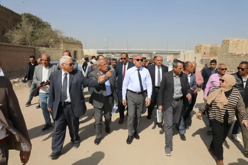 محافظ القاهرة وجولة تفقدية للاطلاع على الأعمال الجارية لتطوير ميدان السيدة عائشة وما حوله