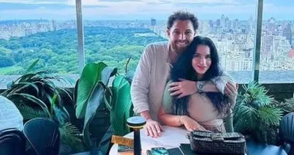 زوجة محمود حجازى ترد على اتهاماته: لم أطلب رفع منع السفر وأتحمل نفقة ابنى