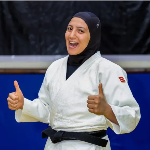 وزير الشباب والرياضة يهنئ صفا سليمان بأول إنجاز تاريخي للجودو المصري في كأس العالم للكبار
