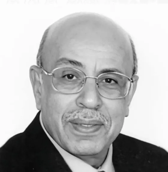 الدكتور ايمن عاشور ينعي الدكتور مفيد شهاب وزير التعليم العالي الأسبق